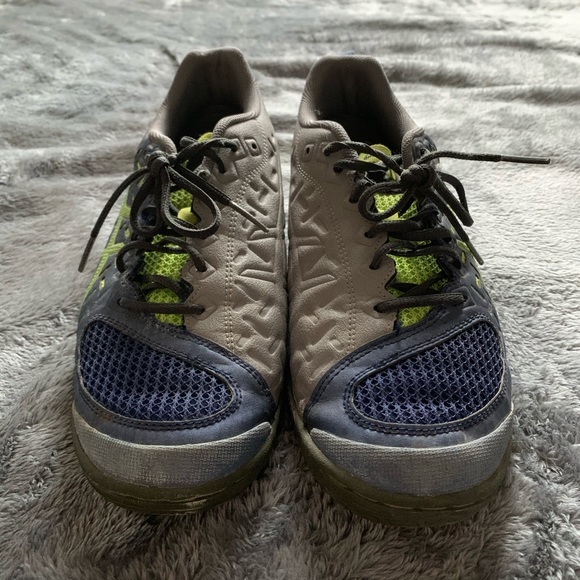 ASICS training shoes - Picture 4 of 5